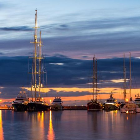 Poseidon Apartmani Bibinje Exteriör bild